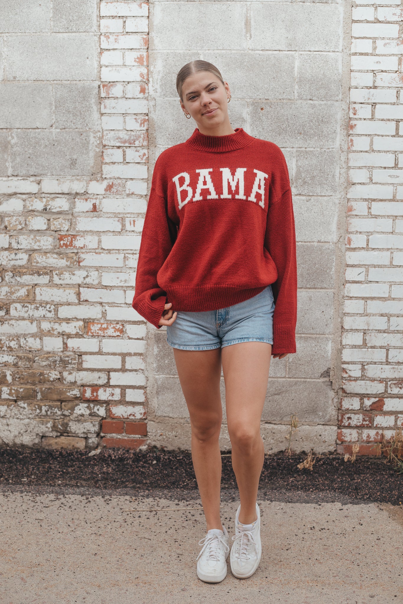 Red turtleneck online sweatshirt